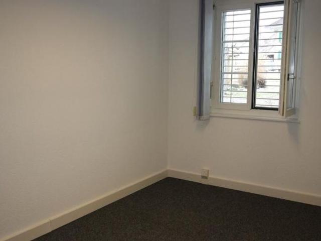 Büro mieten in Courtepin, Freiburg