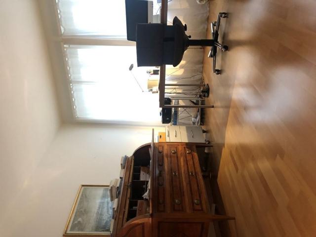 Büro kaufen in Einigen, Zürich