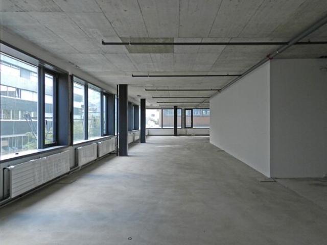 Büro kaufen in Einigen, Zürich