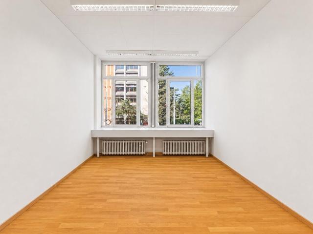 Büro kaufen in Einigen, Zürich