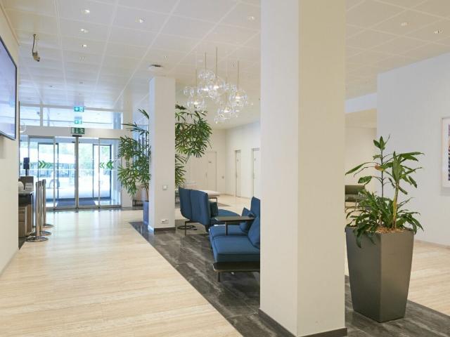 Büro kaufen in Einigen, Zürich