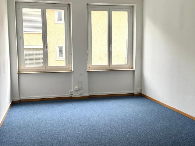 Büro kaufen in Einigen, Zürich