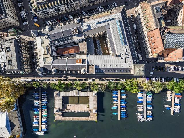 Büro kaufen in Einigen, Zürich