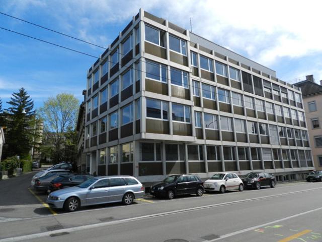 Büro kaufen in Einigen, Zürich