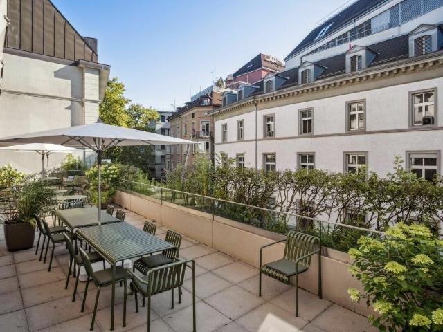 Büro kaufen in Einigen, Zürich