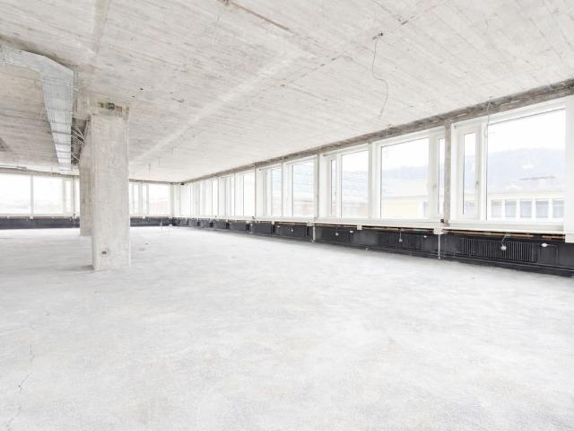 Büro kaufen in Einigen, Zürich