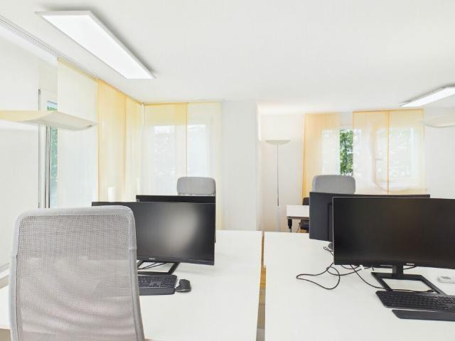 Büro kaufen in Einigen, Zürich