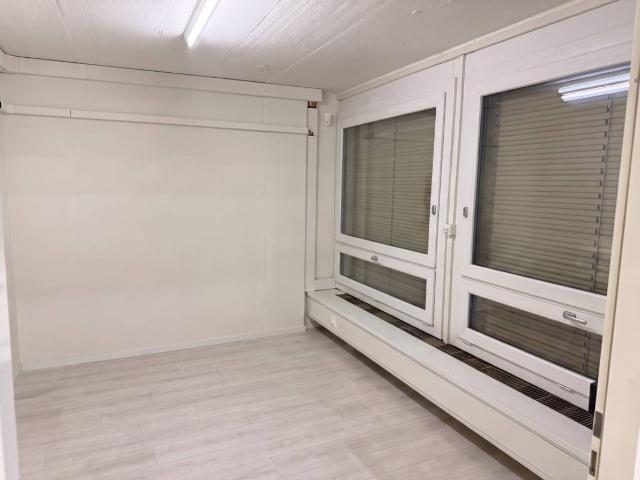 Büro kaufen in Einigen, Zürich