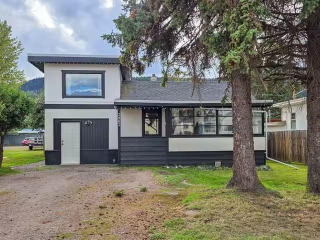 House for sale in Smithers, British Columbia