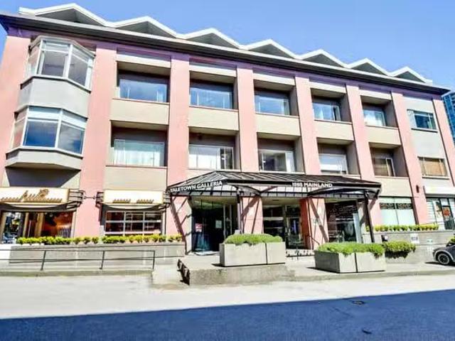 House for sale in Vancouver, British Columbia