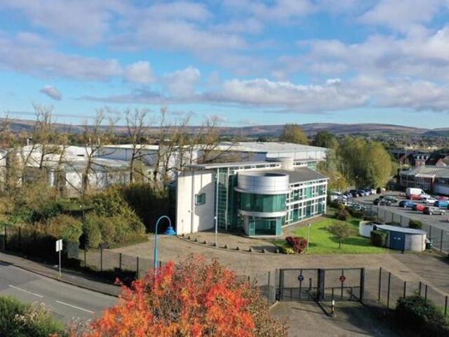 Office for rent in Lower Place, Burnedge
