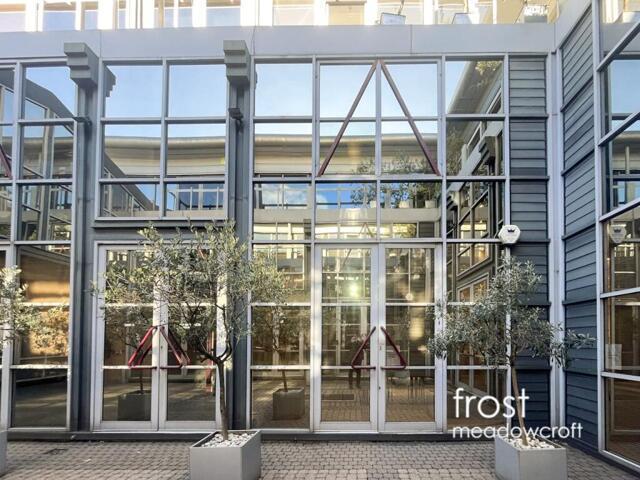 Office for sale in Notting Hill, Greater London