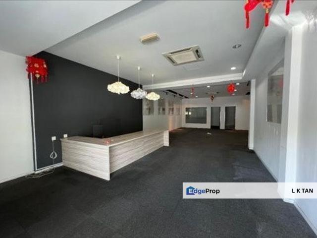 Shop for rent in Kajang, Langat