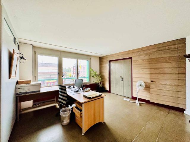 Büro kaufen in Nyon, Waadt