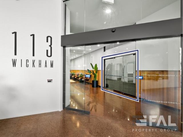 Office for rent in Toombul, Queensland