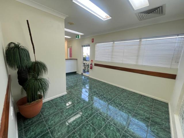 Office for rent in Cannonvale, Queensland