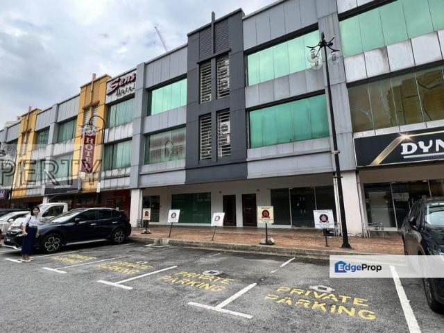 Shop for rent in Country Heights Damansara, Kuala Lumpur