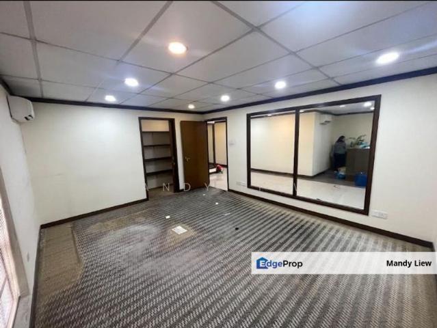 Shop for rent in Sri Hartamas