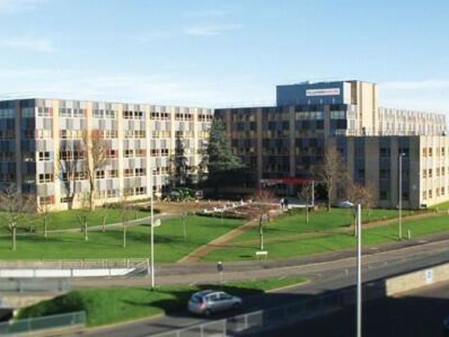 Office for rent in Hartley, Mount Wise