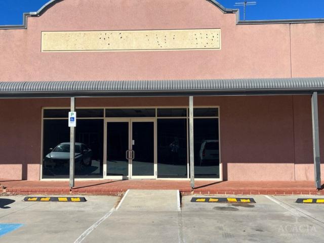 Retail for rent in Byford, Western Australia