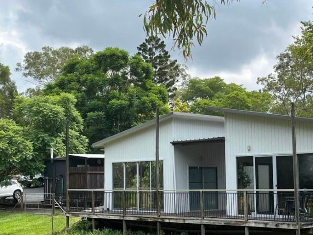 Retail for rent in Toombul, Queensland