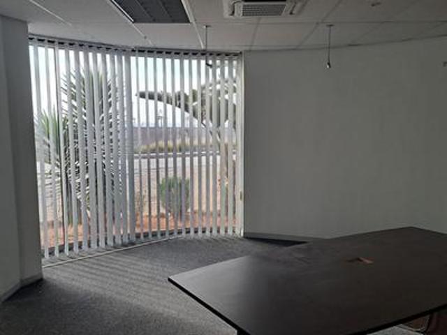 Commercial for rent in Port Elizabeth, Eastern Cape