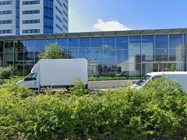 Bedrijfspand te huur in Windmolenbroek, Almelo