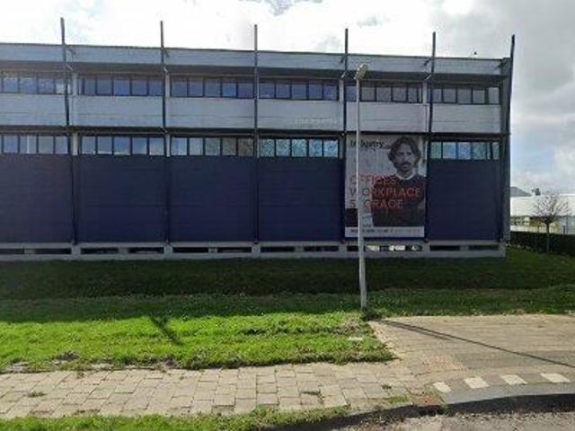Bedrijfspand te huur in Almere-haven, Flevoland