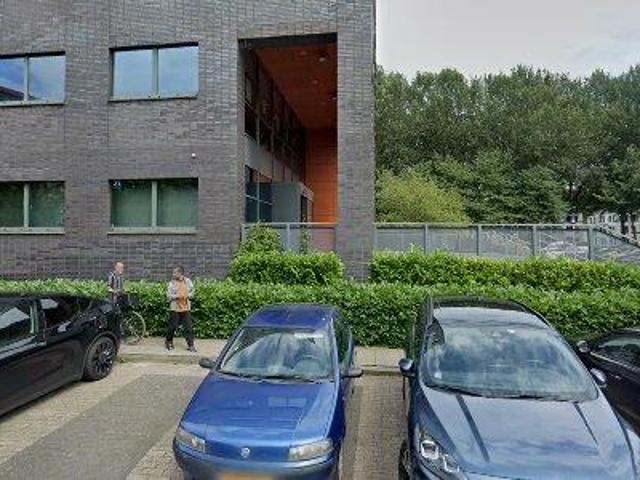 Bedrijfspand te huur in Staatsliedenwijk, Almere-haven