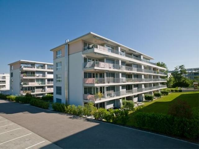 Büro kaufen in Bülach, Zürich