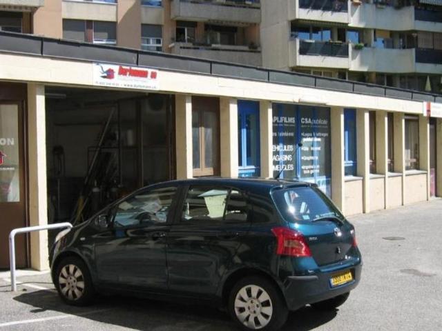 Büro kaufen in Chêne-Bourg