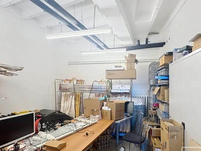 Büro kaufen in Crissier, Waadt