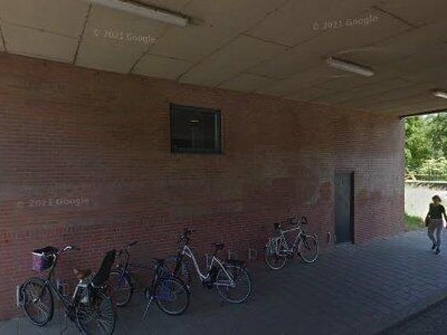 Bedrijfspand te huur in Buitenhof, Delft