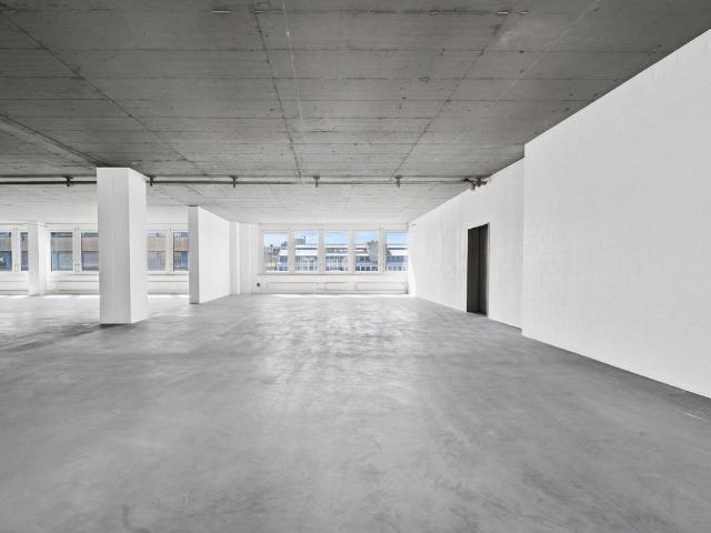 Büro kaufen in Dietikon, Zürich
