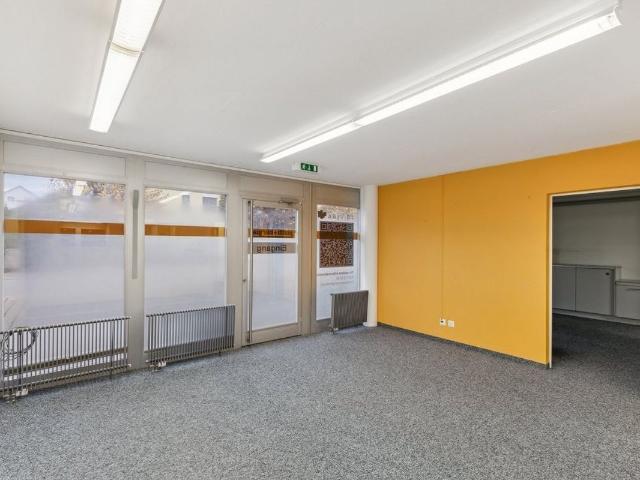 Büro kaufen in Dietlikon, Zürich