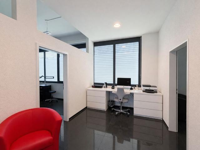 Büro kaufen in Dübendorf, Zürich