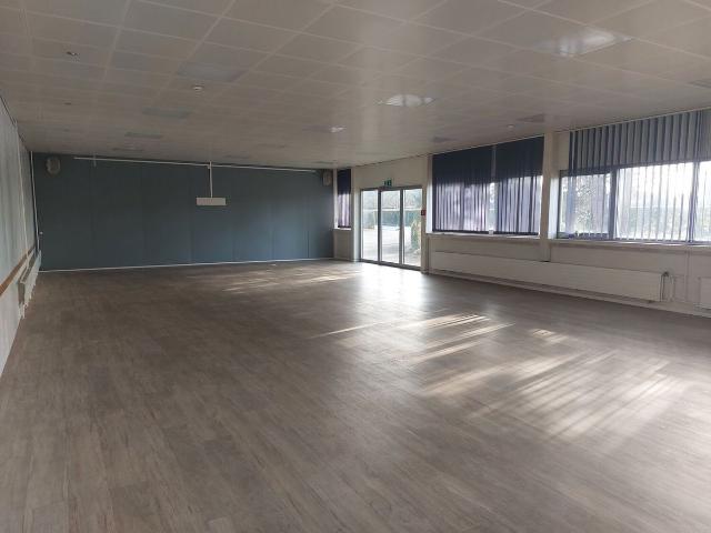 Büro kaufen in Ecublens (FR), Waadt
