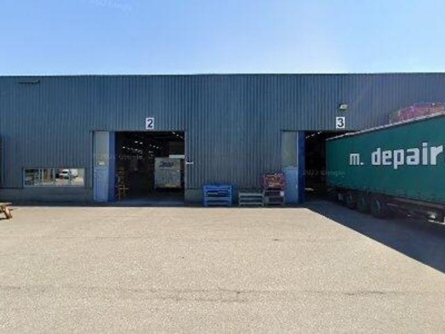 Bedrijfspand te huur in De Hurk, Eindhoven