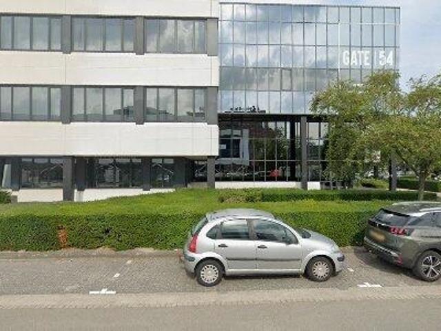 Bedrijfspand te huur in Strijp, Eindhoven