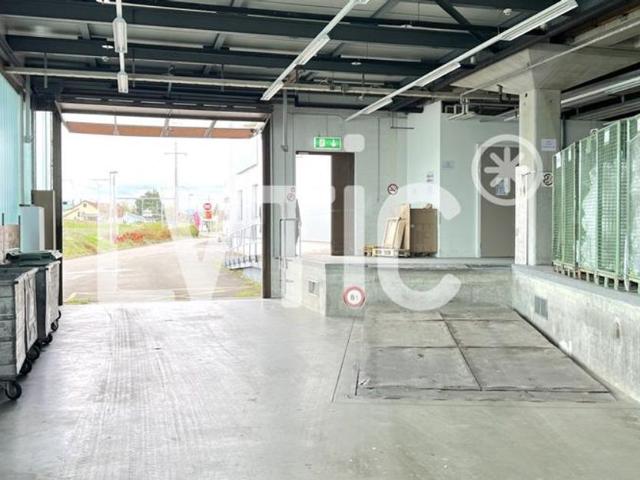Büro kaufen in Etoy, Waadt
