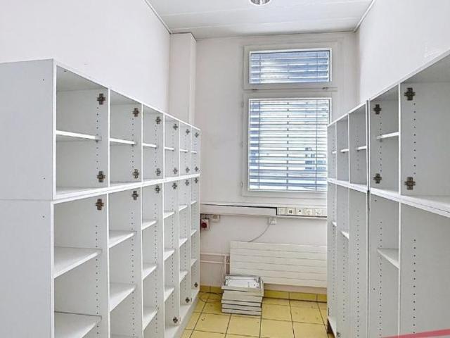 Büro kaufen in Villars, Freiburg