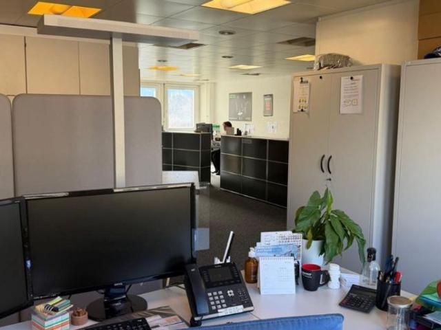 Büro kaufen in Villars, Freiburg