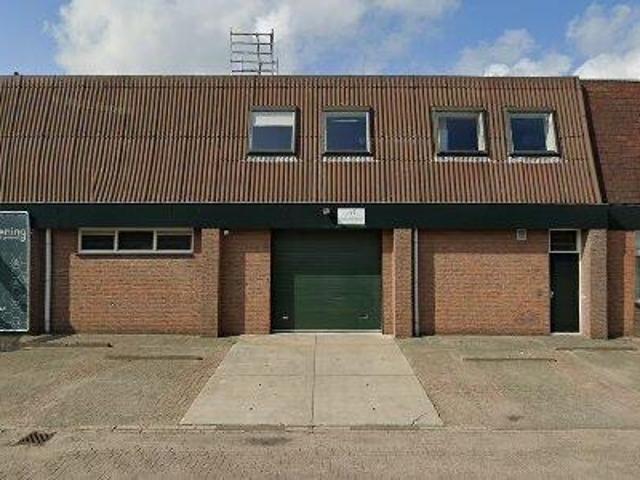 Bedrijfspand te huur in Raamsdonksveer, Noord Brabant