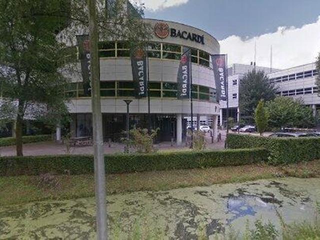 Bedrijfspand te huur in Bloemendaal, Gouda