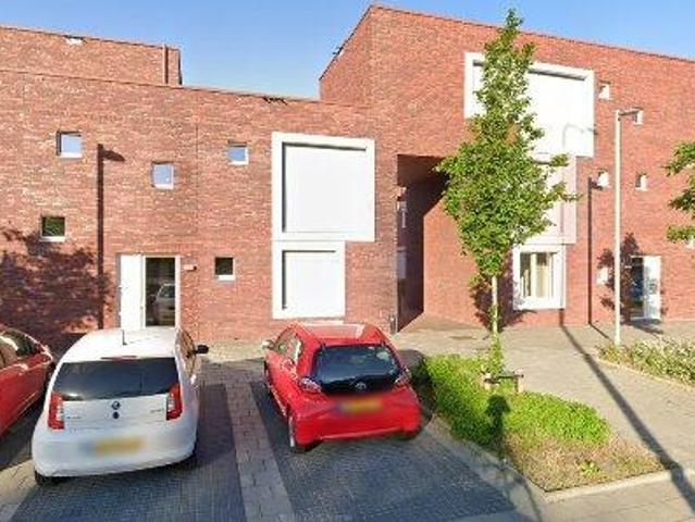 Bedrijfspand te huur in Groningen