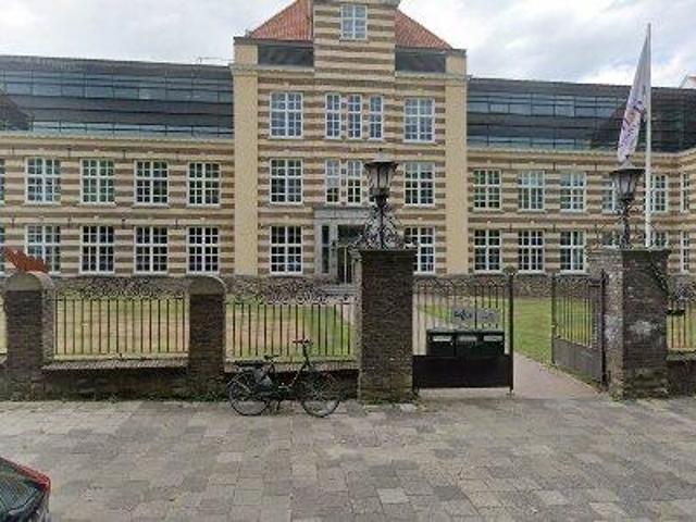 Bedrijfspand te huur in Eikenderveld, Heerlen
