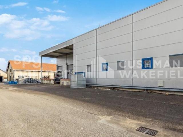 Büro kaufen in La Chaux-de-Fonds