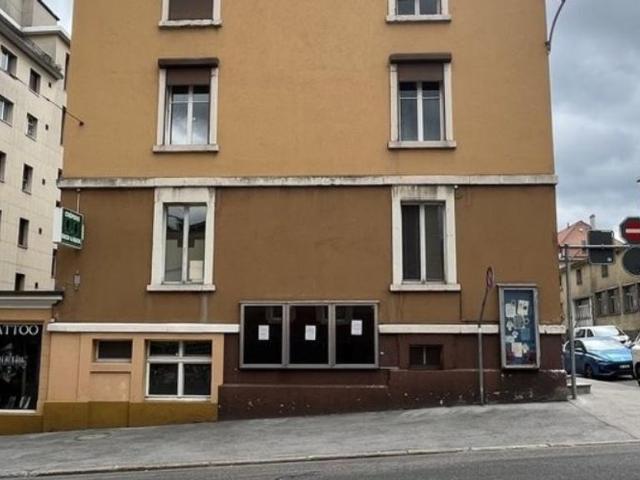 Büro kaufen in La Chaux-de-Fonds
