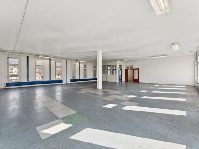 Büro kaufen in Landquart, Graubünden