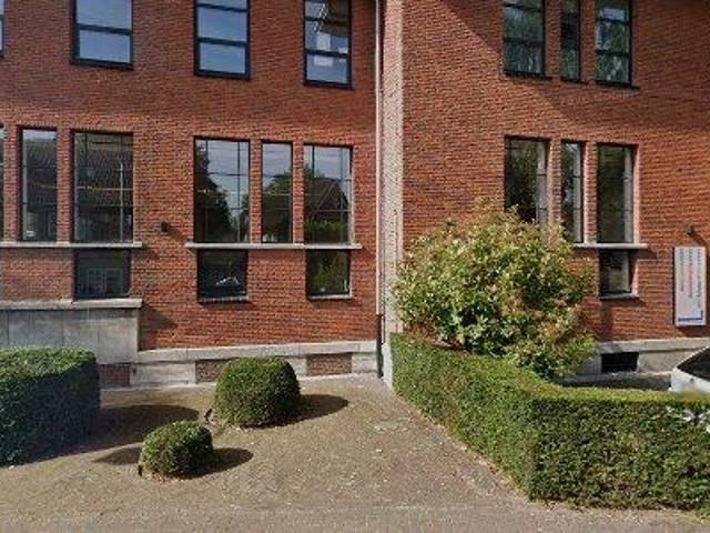 Bedrijfspand te huur in Laren